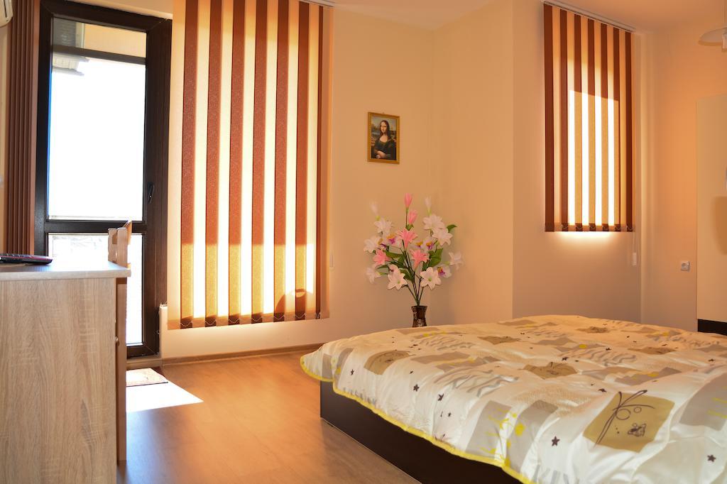Ddenko Apartment Burgas Room photo